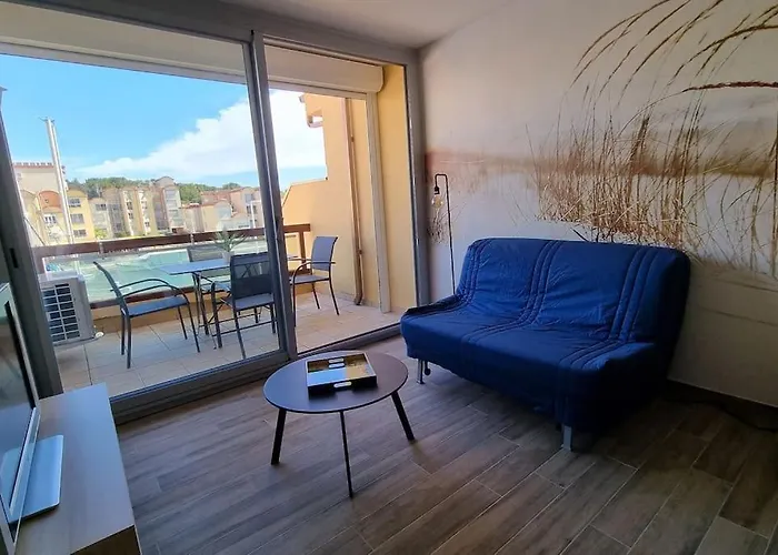 Апартаменты Magnifique Sur Le Port De Груиссан