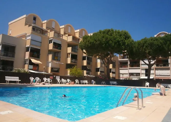 Апартаменты Magnifique Sur Le Port De